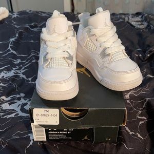 Toddler Jordan 4 Retro BT 🤍